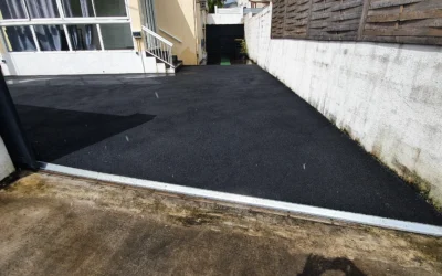 Rénovation d’allée en enrobé noir à Quartier Français
